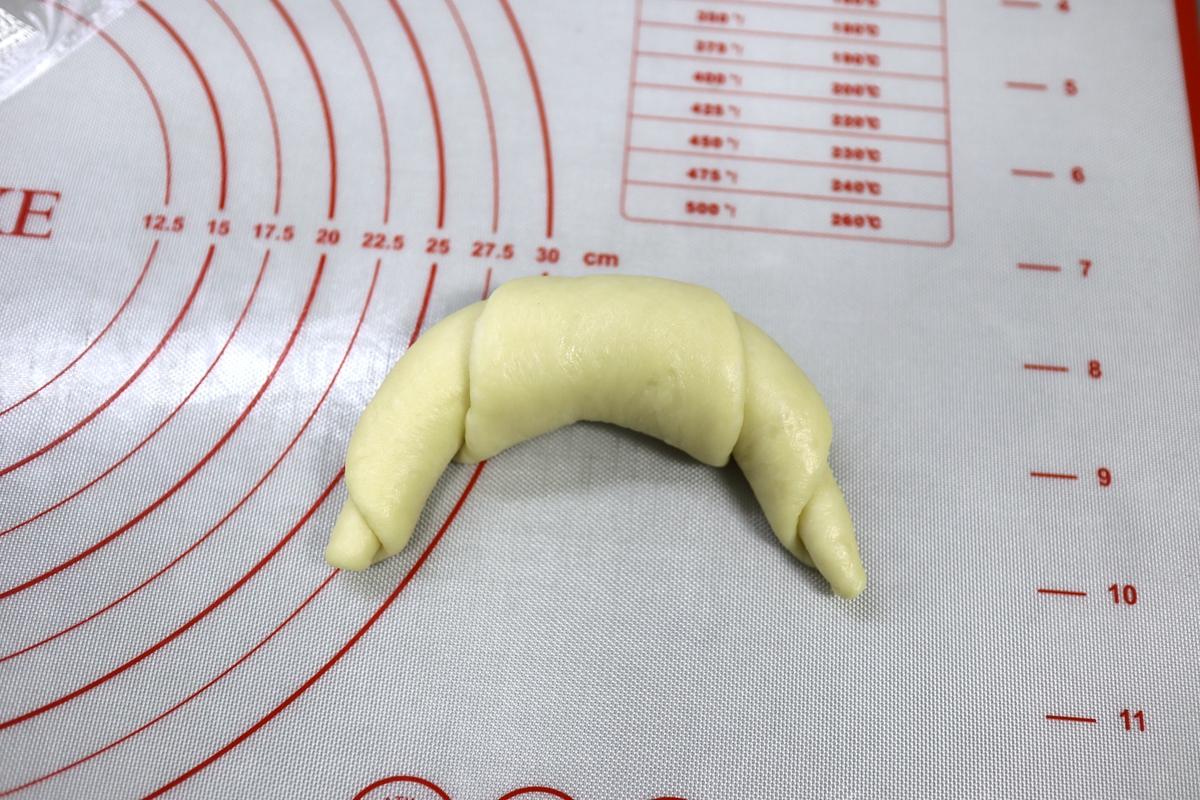 用不完的淡奶油怎么做面包,打发过的淡奶油做面包窍门