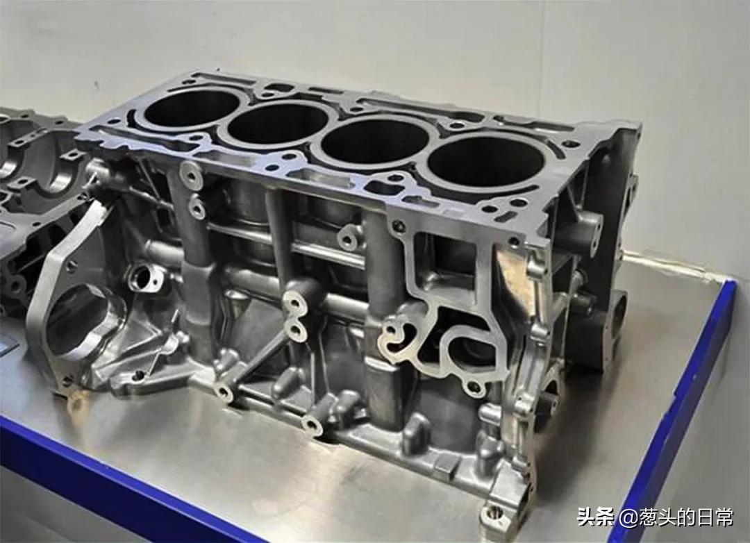 看懂车帝的精髓,懂车帝雷克萨斯es和a4对撞完整版