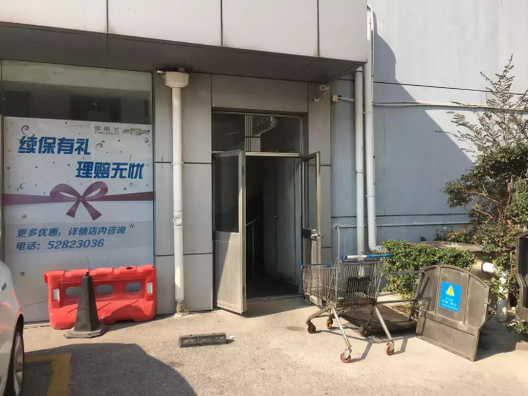 宝马有鸡腿?奔驰环境赞?豪华品牌客户餐大横评!