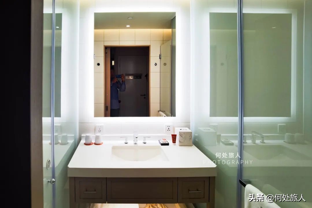 鍖椾含鐜悆褰卞煄鍝堝埄娉㈢壒涓婚閰掑簵,鍖椾含鐜悆褰卞煄閰掑簵娴嬭瘎