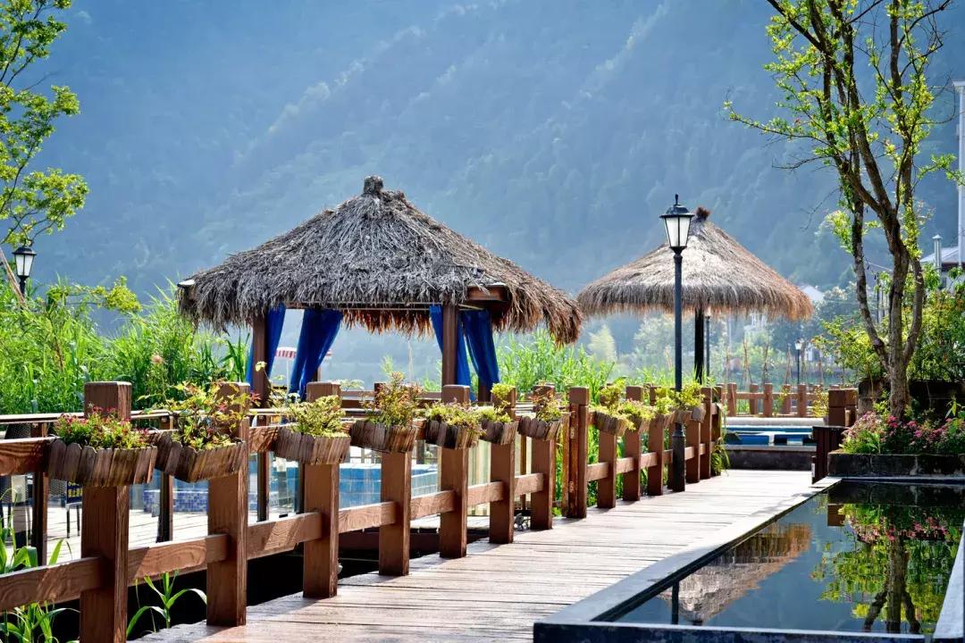 C位出道的千岛湖绝版亲水民宿！要把千岛湖最美的景装进房间……