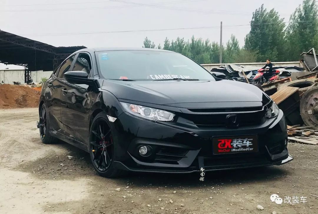 第10代思域亮点,战斗气息的10代思域