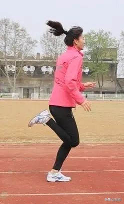 正确的跑姿掌握这五点,为什么跑姿不对