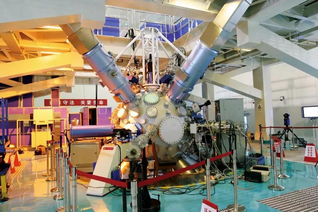 铸国防基石做民族脊梁在哪个位置,铸国防基石做民族脊梁