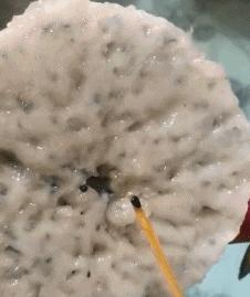 妹妹因为压力大哭了很久怎么安慰,妹妹受伤疼痛难忍姐姐心疼