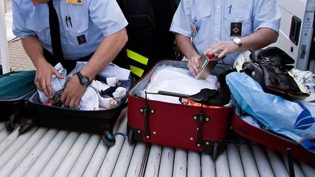 旅游回国千万别带这两种东西,出国旅游禁带物品一览表