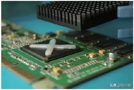 pcb元件的白点是什么,pcb白色粉末