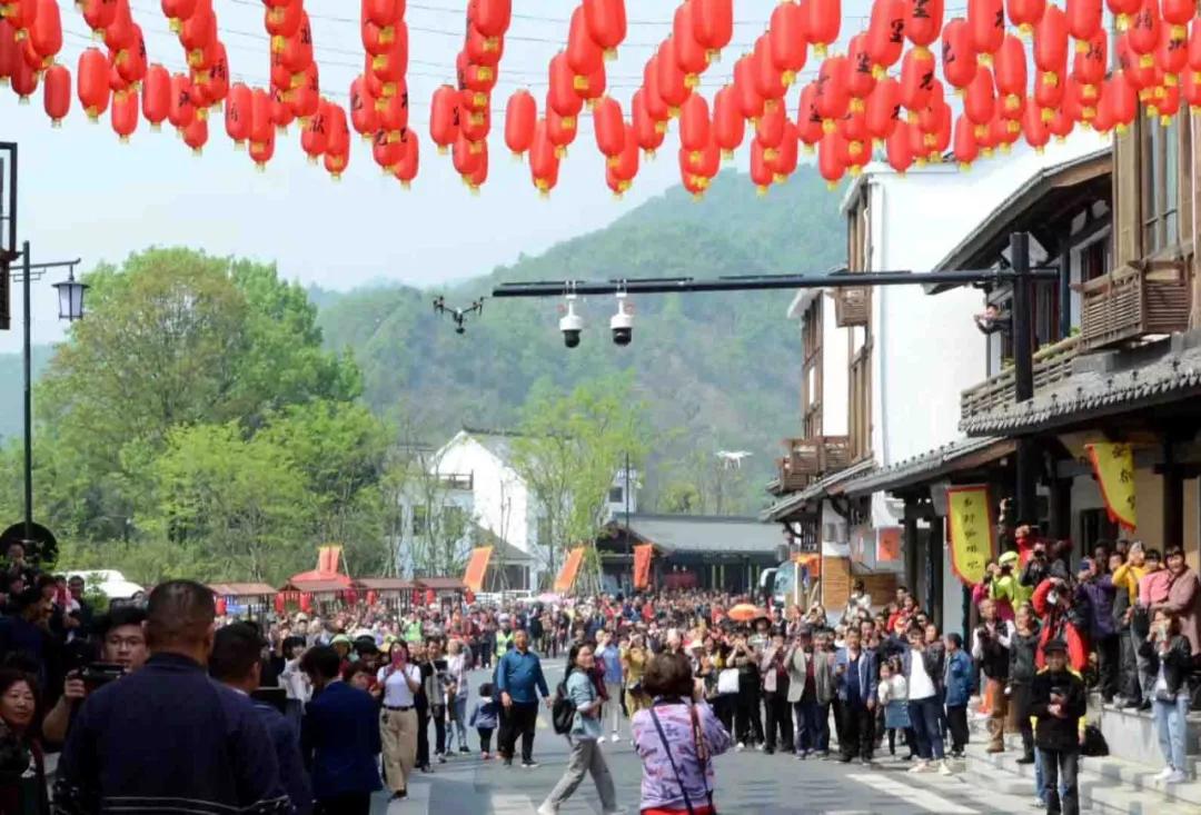 今天起，请叫它＂状元馒头＂！一台山乡大戏为它正名！