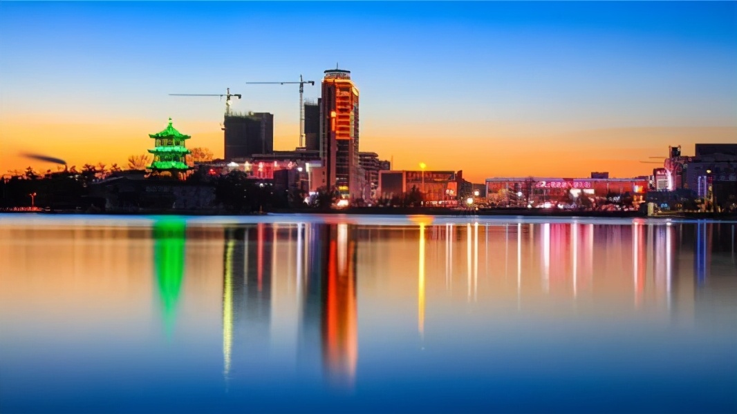 莱西市有多大有什么发展前景,青岛莱西是个县城吗