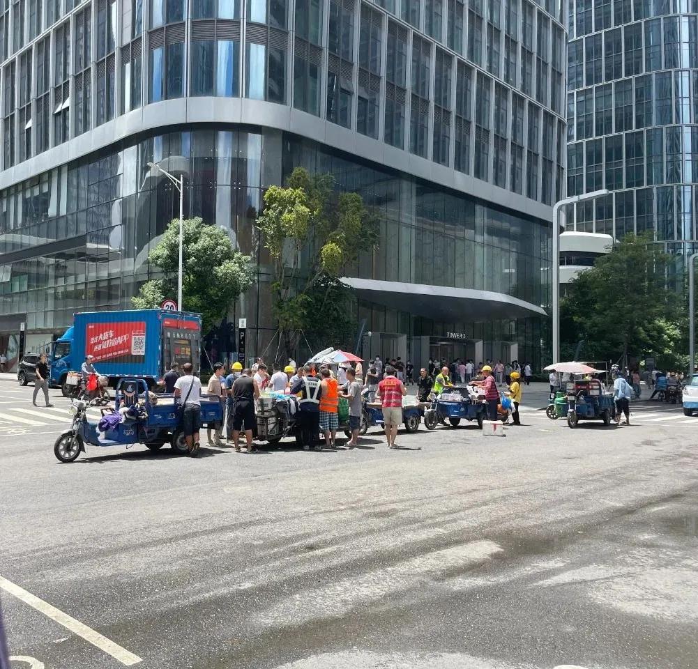 万象城万象汇图标区别,万象城与万象汇和万象天地区别