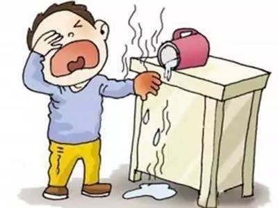 孩子烫伤10小时后起泡,孩子烫伤后多久没有痛感