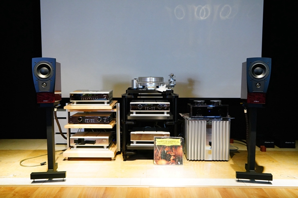 鐕曠槮鐜偉鍚勬湁鍚勭殑椋庨煹,鐕曠槮鐜偉鑾烘瓕鐕曡垶