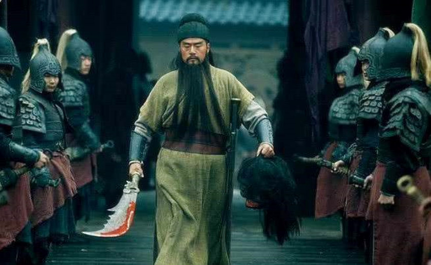 关羽的武力能胜赵云吗,关羽的实力配得上他的傲气吗