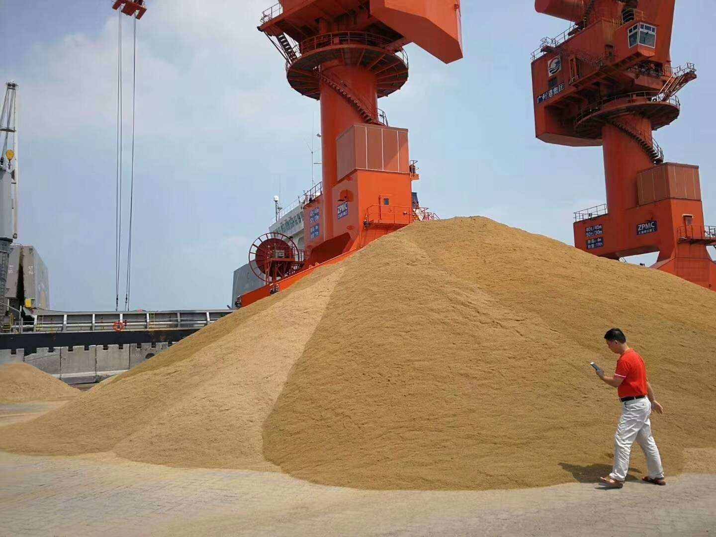 沙漠的沙子还没找到用途吗,沙漠的沙子真的一点用都没有吗