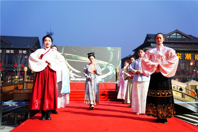 开封旅行实用攻略，3天时间打卡开封经典旅游景点