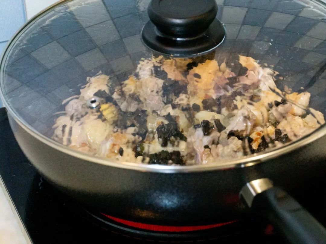 香港大元酒家秘传的「豆豉酱」，用它来做豆豉鸡，没有人能比得上