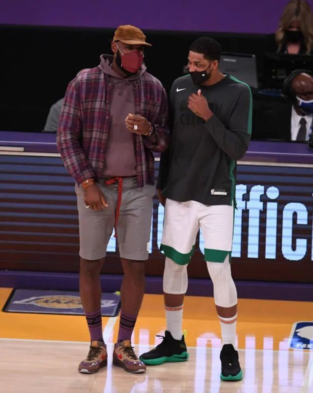 陈冠希nike联名丝绸,陈冠希跟nike联名的球鞋