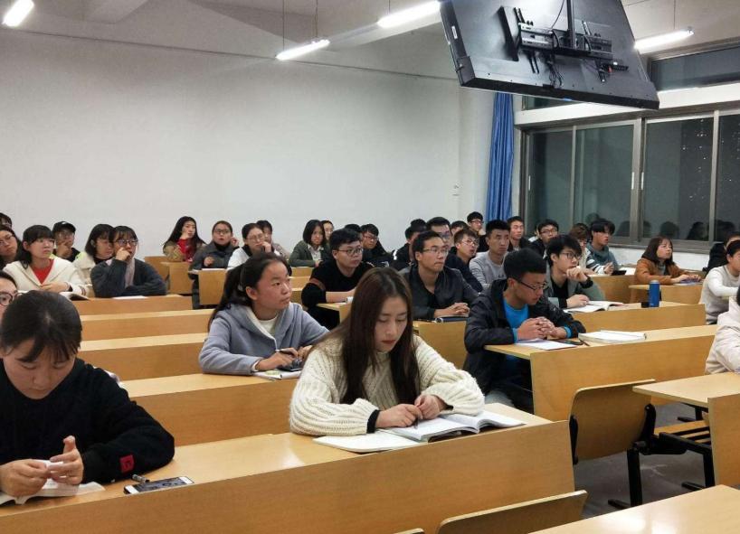 医学类专业专科和本科的区别,专科的临床医学专业有前途吗