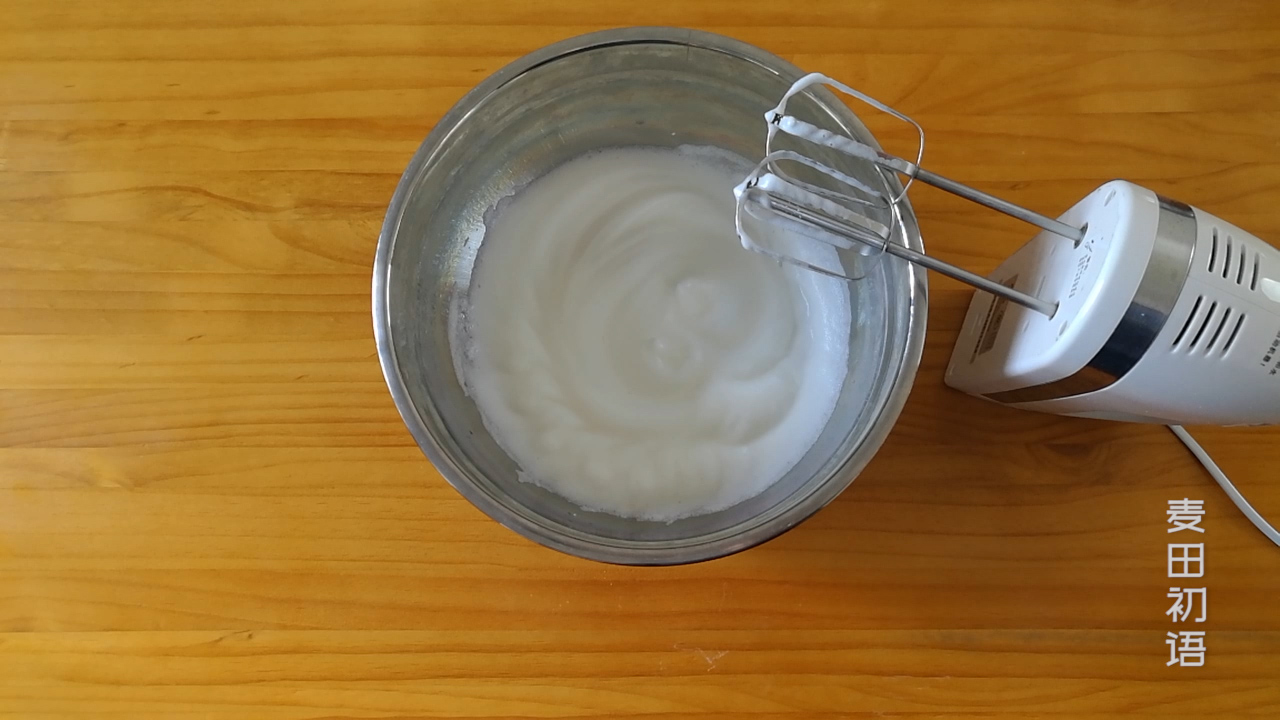 戚风蛋糕凹底和塌陷是怎么回事,做戚风蛋糕不塌陷的秘诀是啥