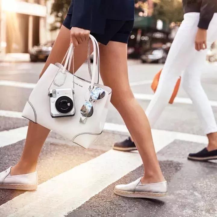 早春必买的十款包包品牌,最值得买的10款包包品牌