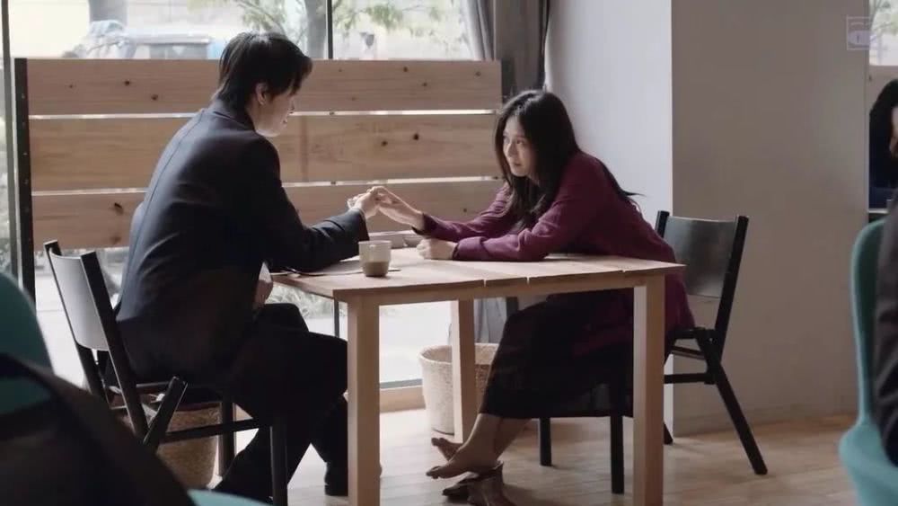 日版《登堂入室》,跟踪邻居竟然是为了写论文?