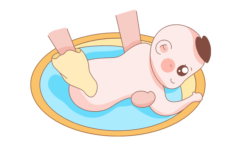 夏天宝宝洗澡要不要取暖,家长们要注意夏季宝宝的洗澡禁忌