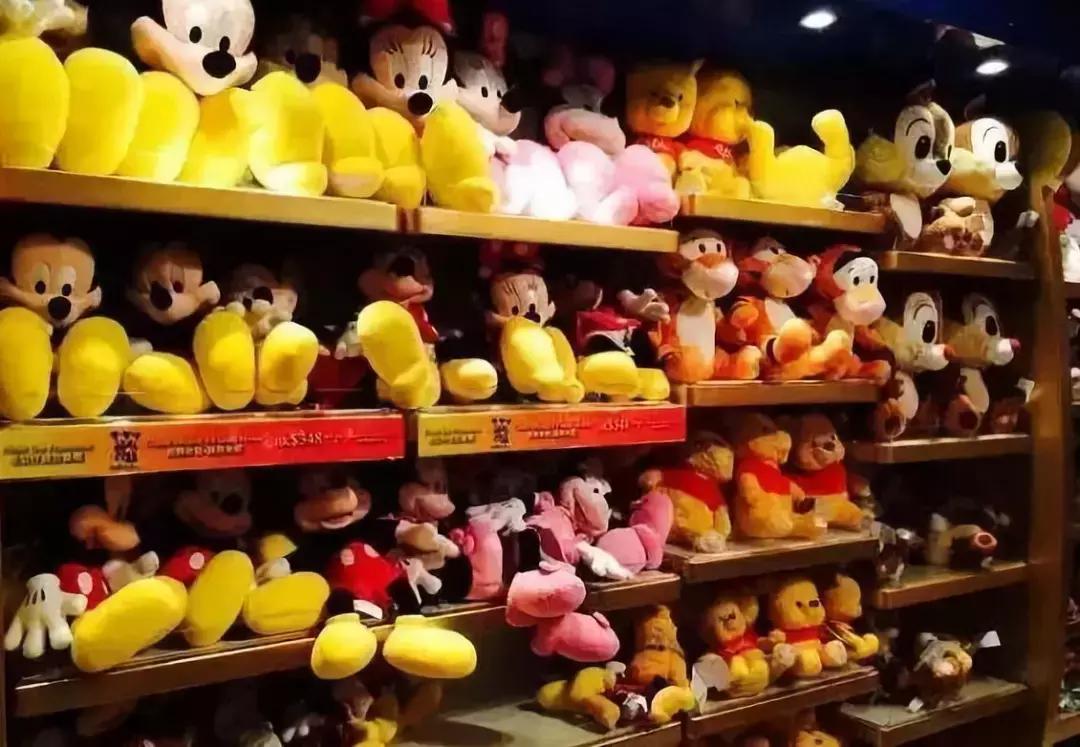 免税店买化妆品能便宜多少钱,怎样知道免税店有没有打折