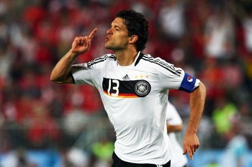 巴拉克拿过多少个欧冠亚军,巴拉克13个亚军几个冠军