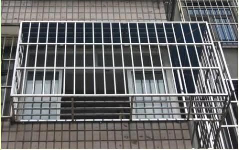 隐形防盗窗什么材质最好,防盗窗上面的铁皮是什么材质