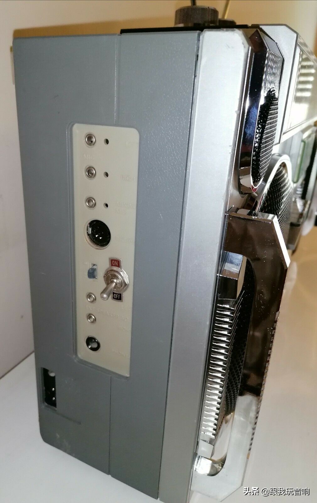 80年代康宁Conion推出的一款CRC-H84F便携式收录机音响