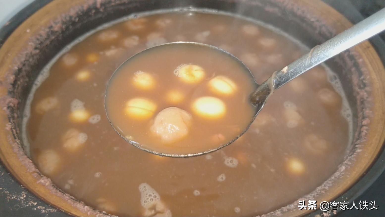 板栗煲什么汤最好喝,板栗莲子老鸭煲汤广东