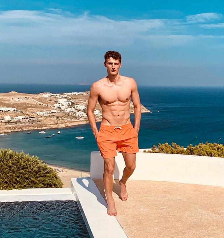 本杰明帕瓦尔现在在哪个球队,本杰明帕瓦尔足球