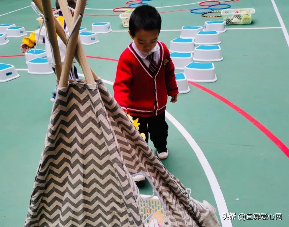 幼儿园乐享春天活动,幼儿园欢乐运动