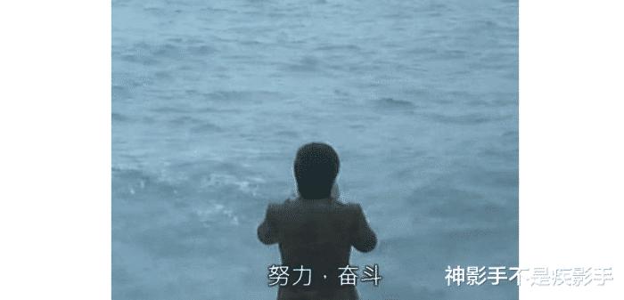 两个大男人在笼子里亲了起来！每次给我力量的原来是部拳击片？