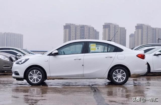 别克凯越自动挡高配二手价格,新款别克凯越5.99万值得入手吗