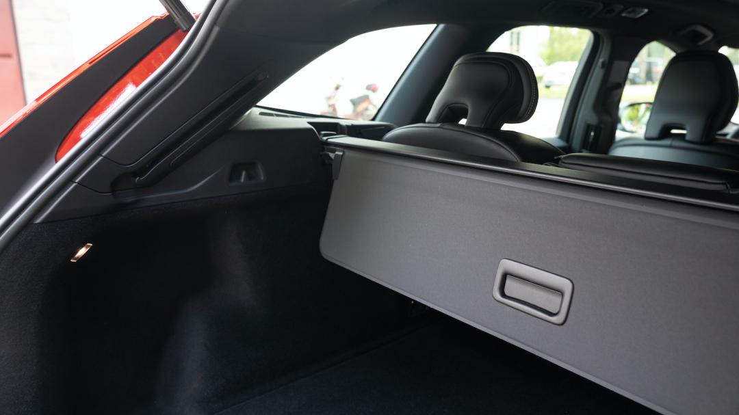 开了一年的沃尔沃xc60卖多少钱,开了一年沃尔沃xc60卖多少钱