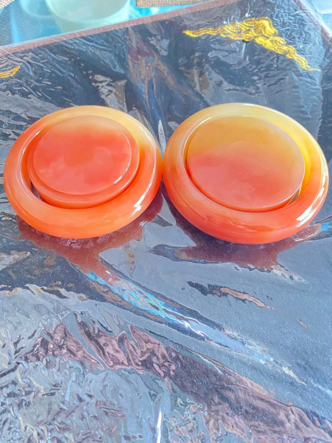 黄玉与黄龙玉哪个收藏价值高,黄龙玉能用精油养护吗