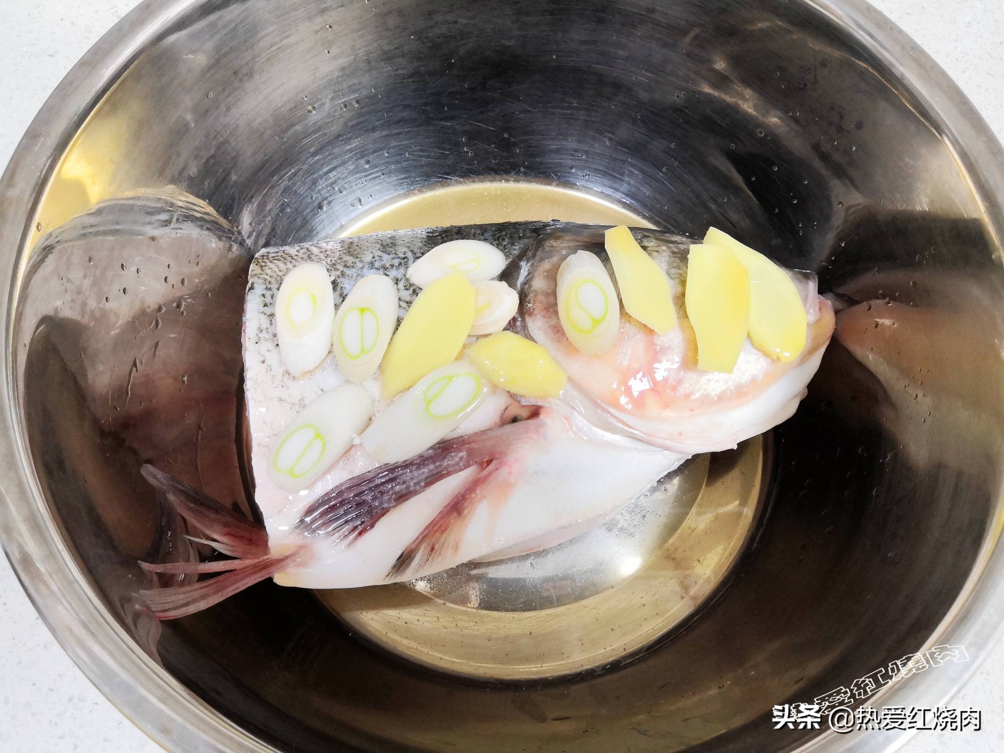 在家怎么做鱼泡饼,想吃鱼头