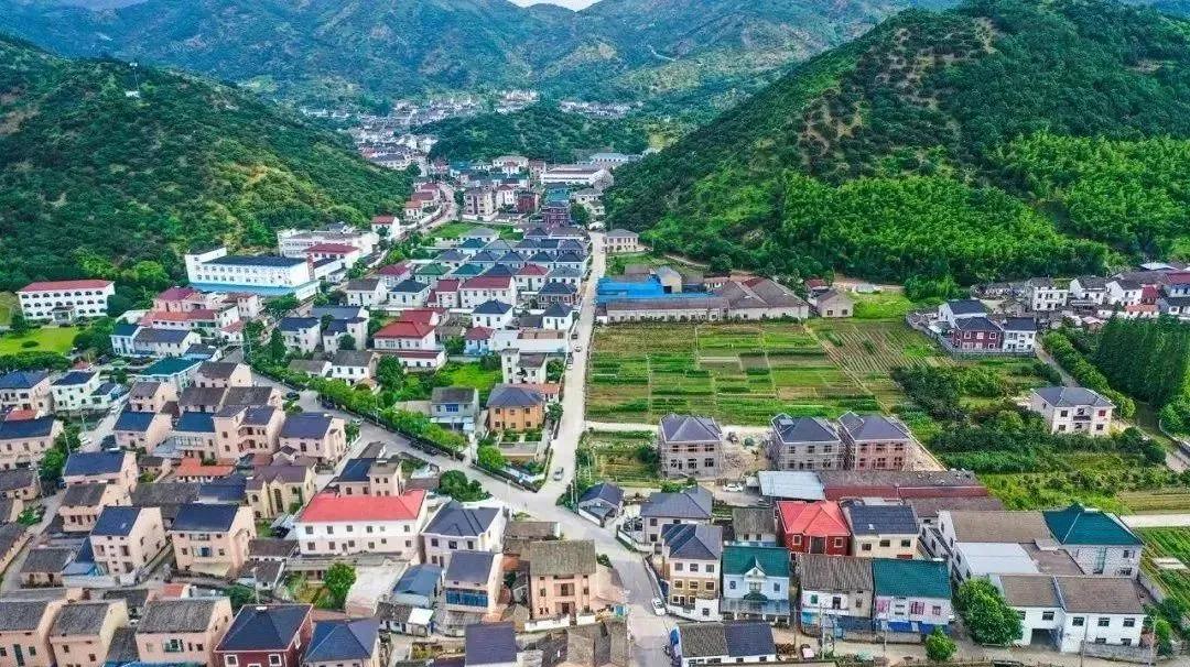 喜报!宁波市慈溪梅园村入选浙江省文明村名单啦