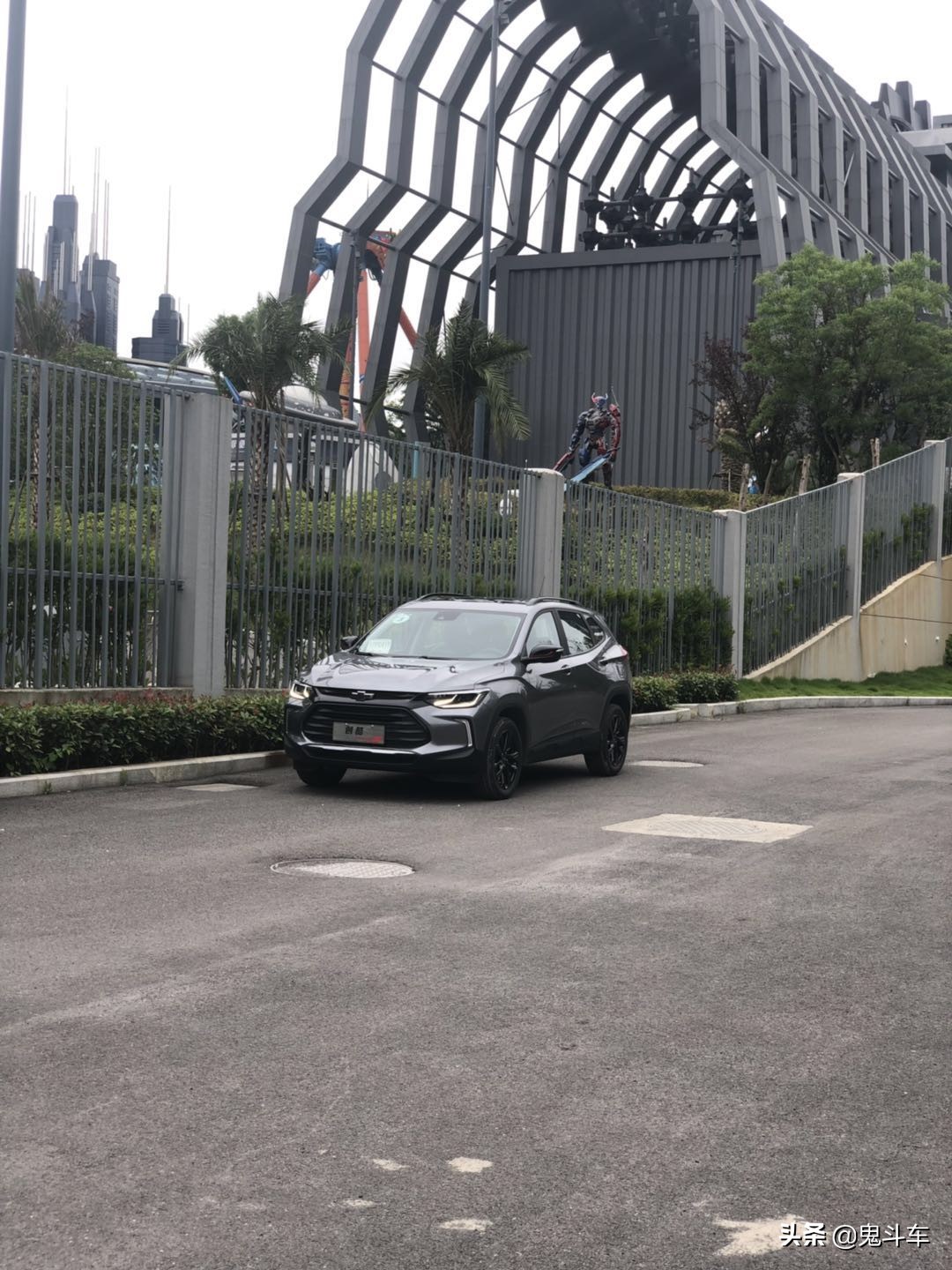 雪佛兰创酷油耗多少钱一公里,雪佛兰创酷redline油耗