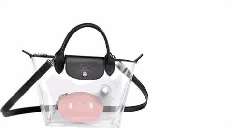 猪都拍时尚大片了，你还在穿妈妈给你买的红秋裤？