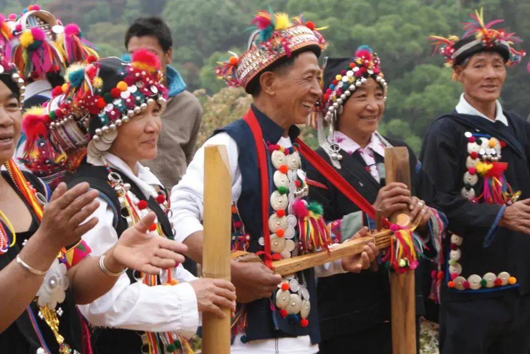云南少数民族传统文化保护,四川和云南哪个少数民族多