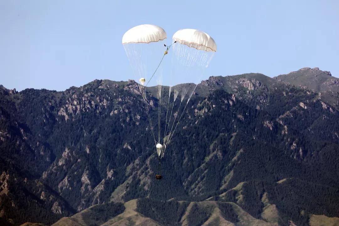 中国空降兵的装备有哪些,中国空降兵最新装备