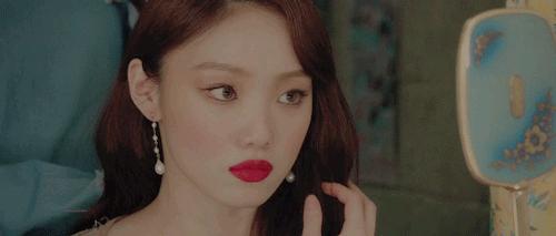 国产美瞳和韩产美瞳的区别,国产美瞳好还是韩国美瞳好