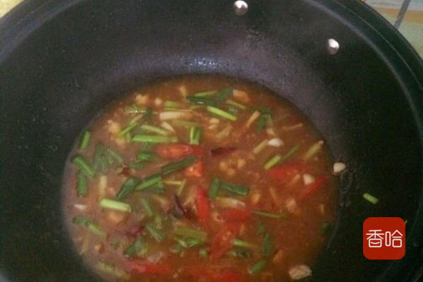 简单又好吃的炖鱼做法,最简单家庭炖鱼做法微辣