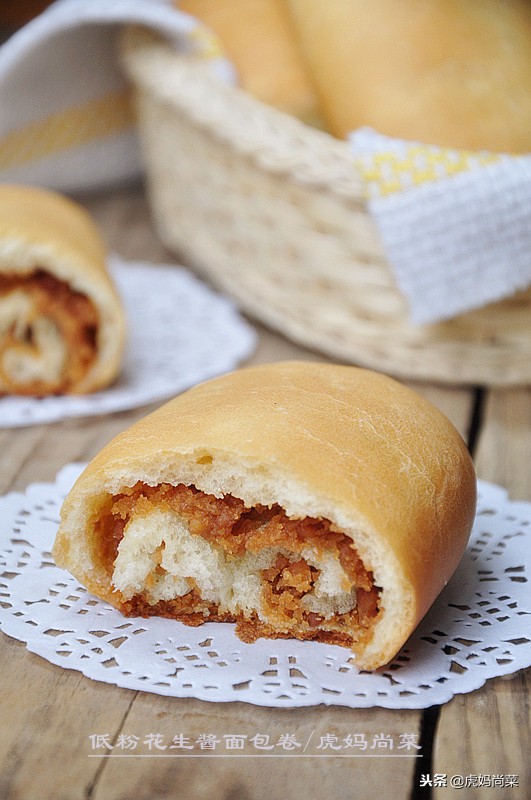 烤面包蛋糕用高筋粉还是低筋粉,低筋粉做出的面包是什么样的