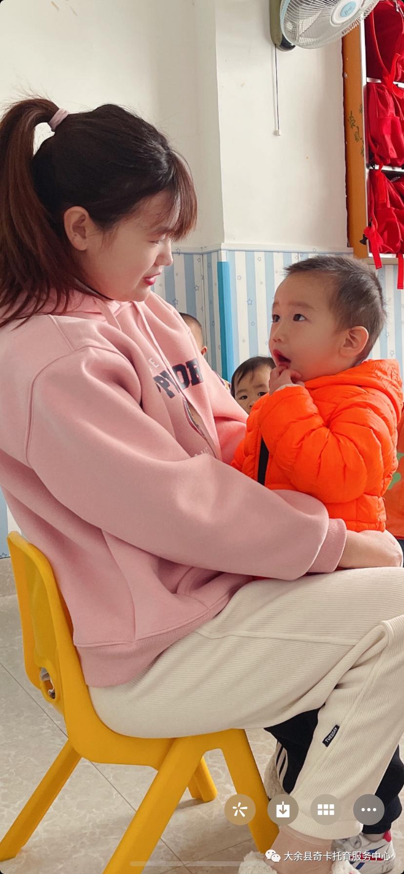 奇卡早教亲子课堂,早教中心感恩节亲子活动方案