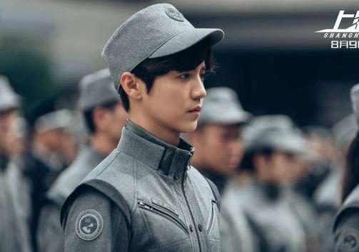 鹿晗拍的上海堡垒评分,鹿晗六千万粉丝