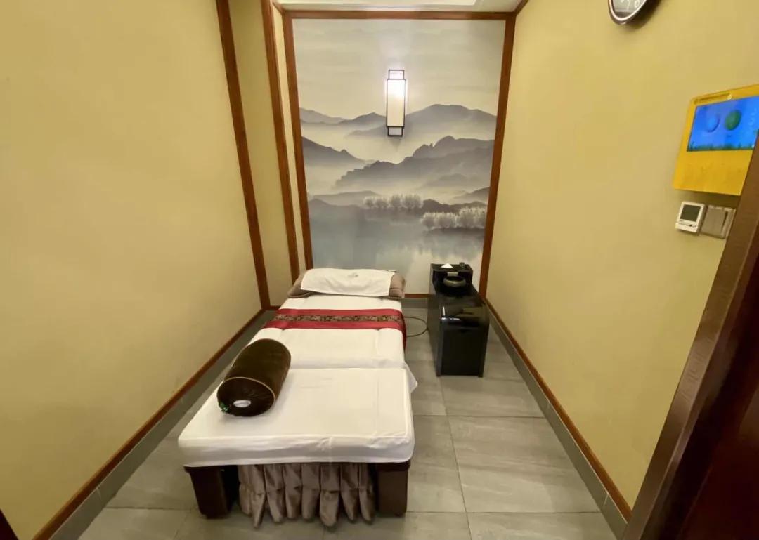 去长沙必去茶颜悦色,来长沙打卡茶颜悦色的朋友圈文案