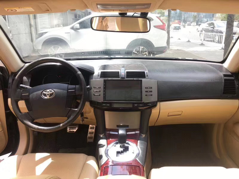 花十几个w买14年的锐志值吗,0506年的锐志值不值得买